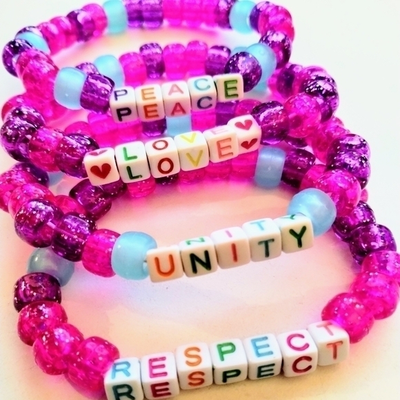 STACKABLE PLUR Set Kandi Bracelet Bundle - Picture 1 of 5
